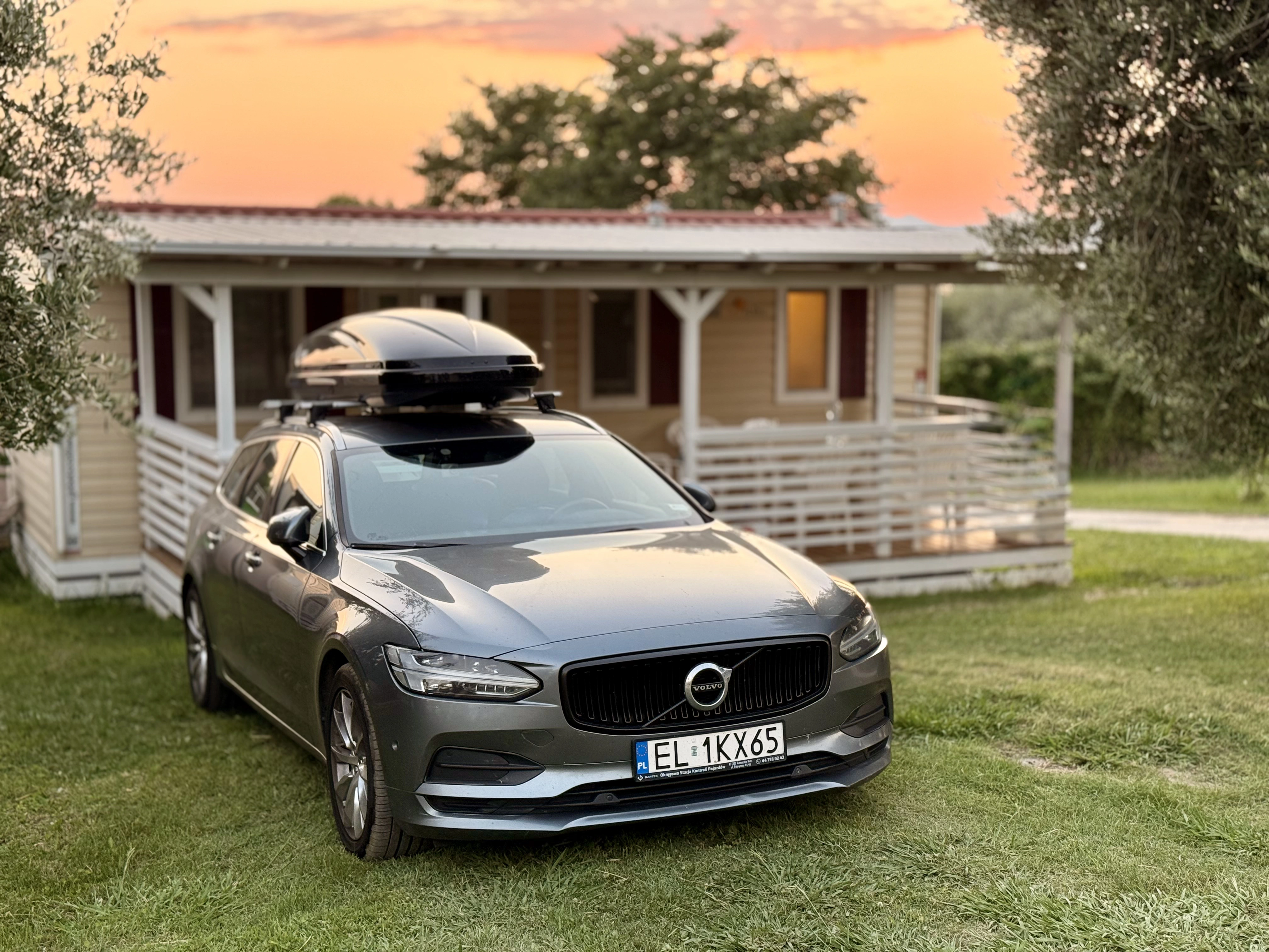 Volvo V90